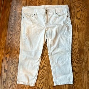 New York & Co Curvy Creator Crop White Jean Pant, Size 12